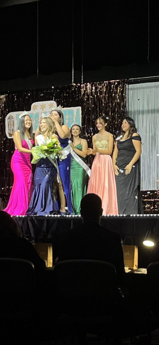 Emma Rico crowned Miss Dinuba 2025.