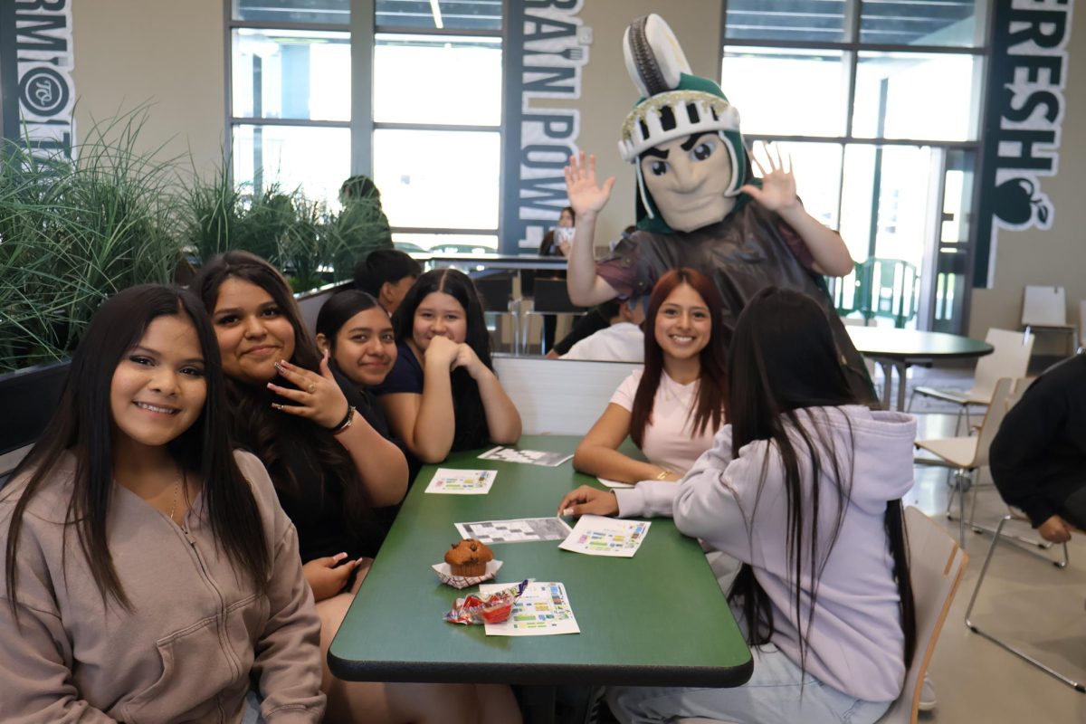 8th graders having breakfast 